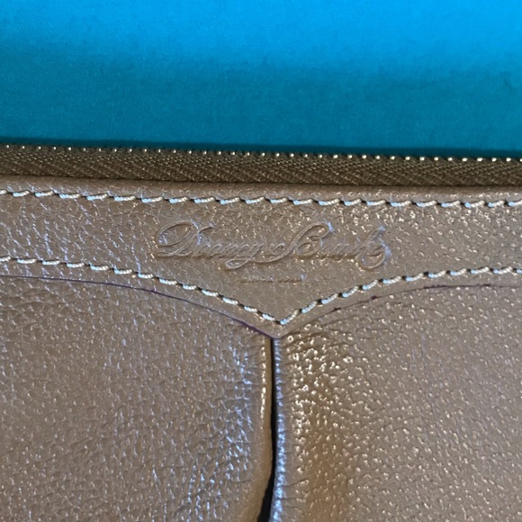 Dooney & Bourke micro purse or wristlet - Picture 9 of 10